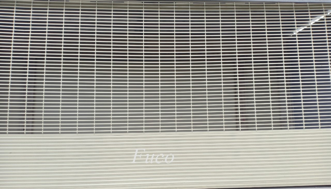 Các loại cửa cuốn song ngang với chất liệu thép sơn tĩnh điện