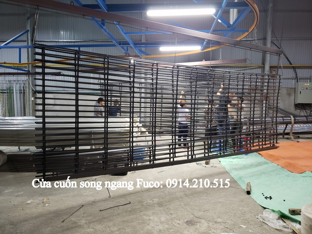 Cửa Cuốn Song Ngang sơn tĩnh điện nhiều màu