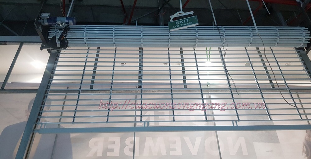 Cửa cuốn song ngang sơn tĩnh điện