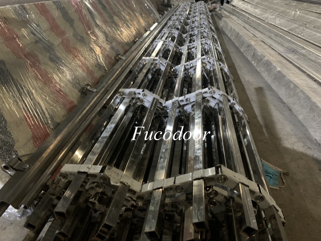 Cửa cuốn khớp thoáng Inox, Giá cửa cuốn song ngang inox