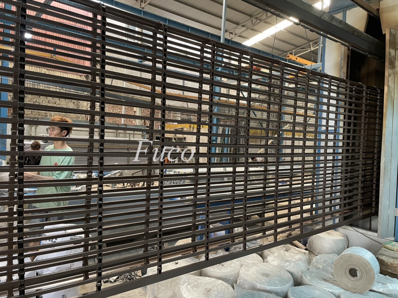 báo giá cửa cuốn song ngang song vuông sơn tĩnh điện