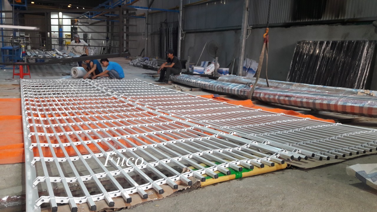 Cửa cuốn song ngang sơn tĩnh điện, cửa cuốn song ngang