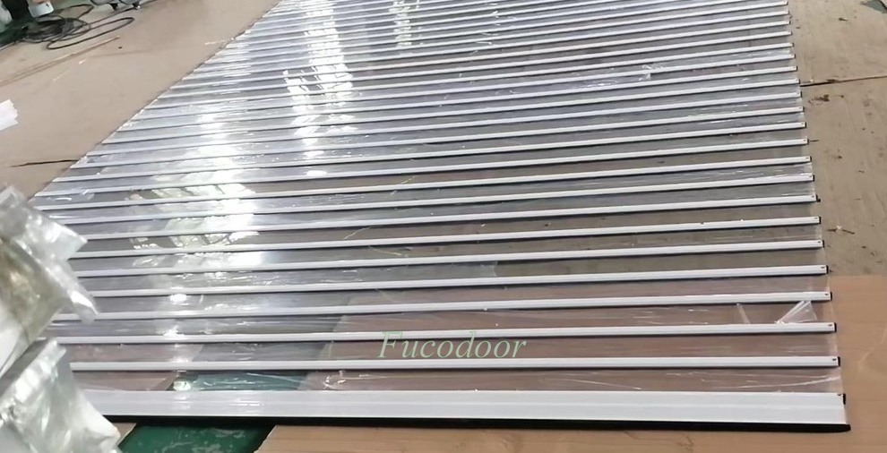 Cửa cuốn trong suốt Polycarbonate