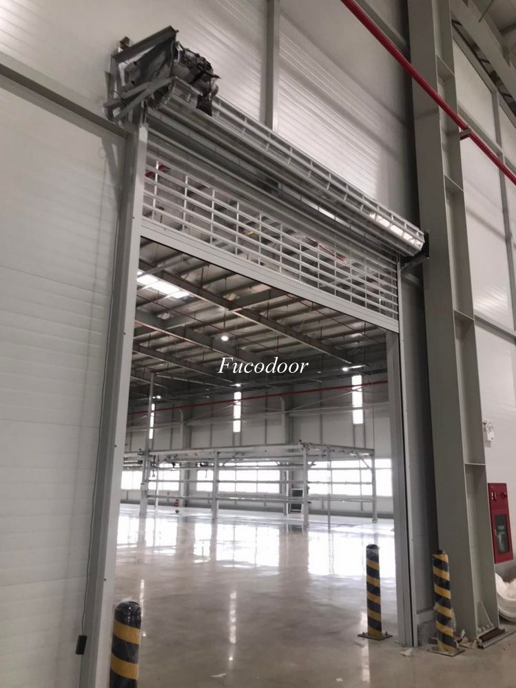 Cửa cuốn trong suốt Polycarbonate