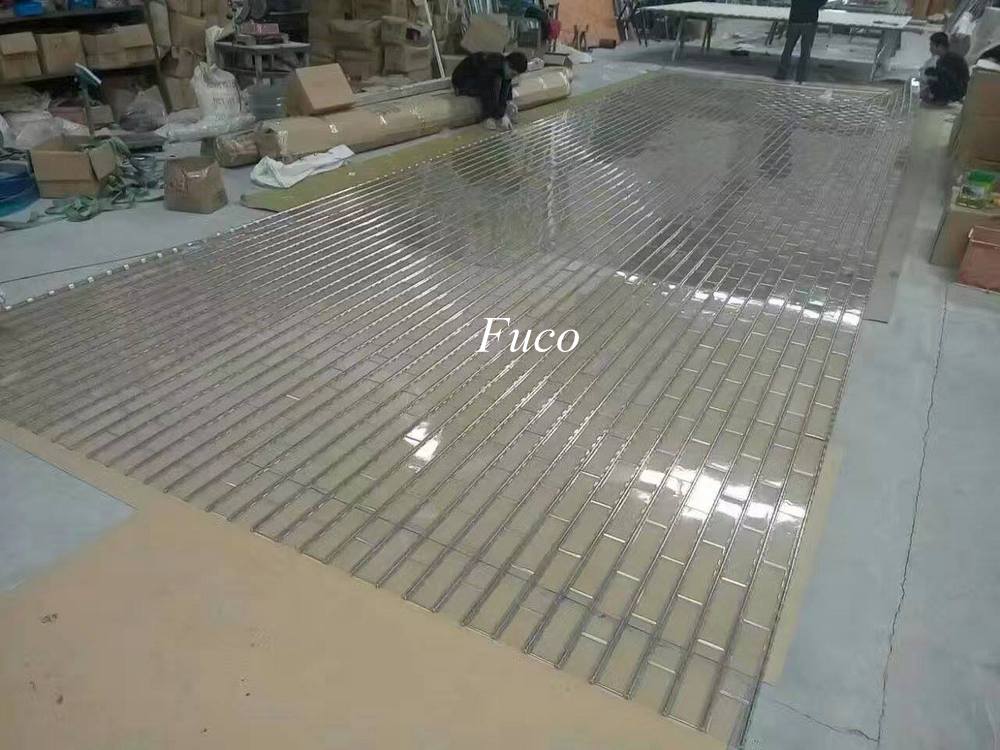 cửa cuốn trong suốt ống inox