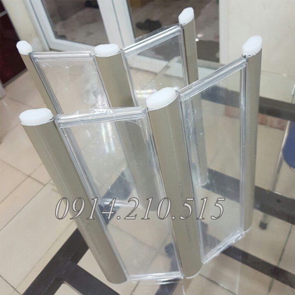 Cửa cuốn trong suốt 