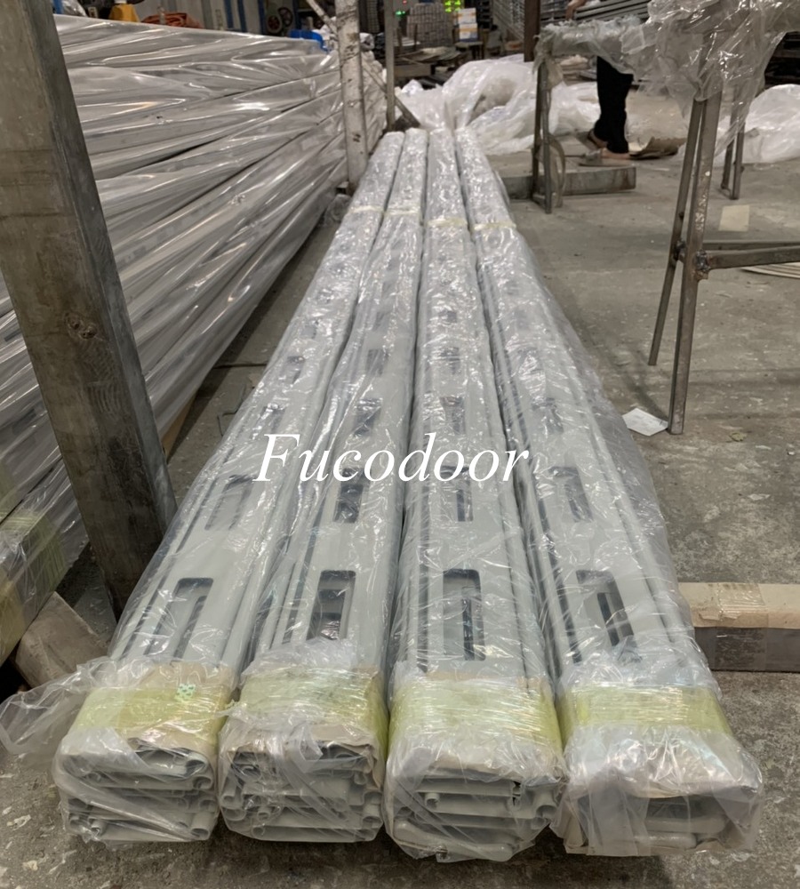 Cửa cuốn siêu trường thép đột lỗ thoáng