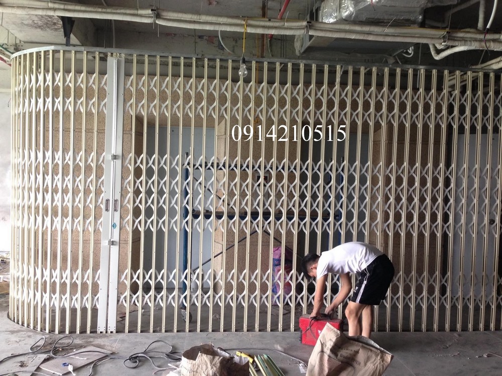 Cửa xếp Đài Loan tại Hà Nội