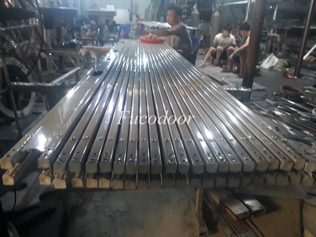 Cách làm cửa xếp hộp kẽm