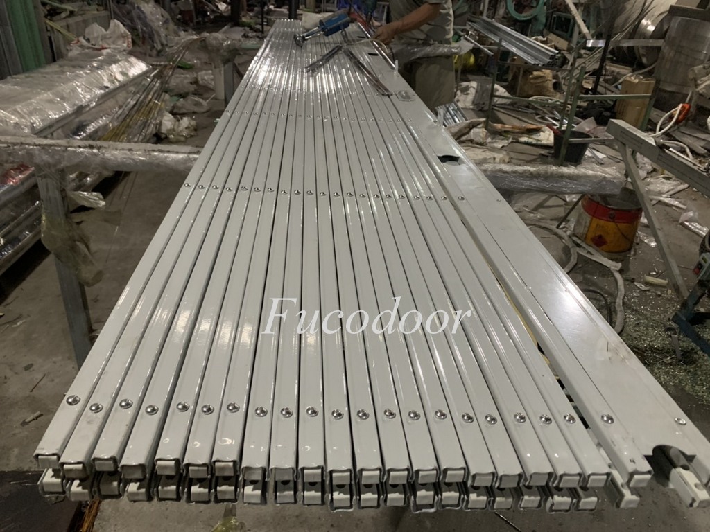 Cách làm cửa xếp hộp kẽm