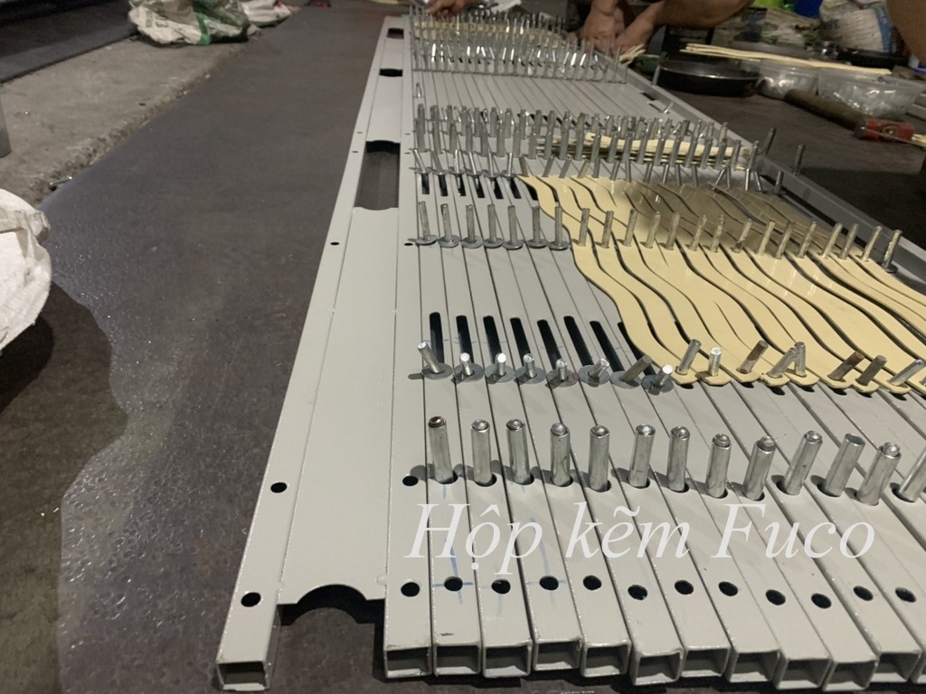 Cửa xếp hộp kẽm, giá cửa xếp cao cấp