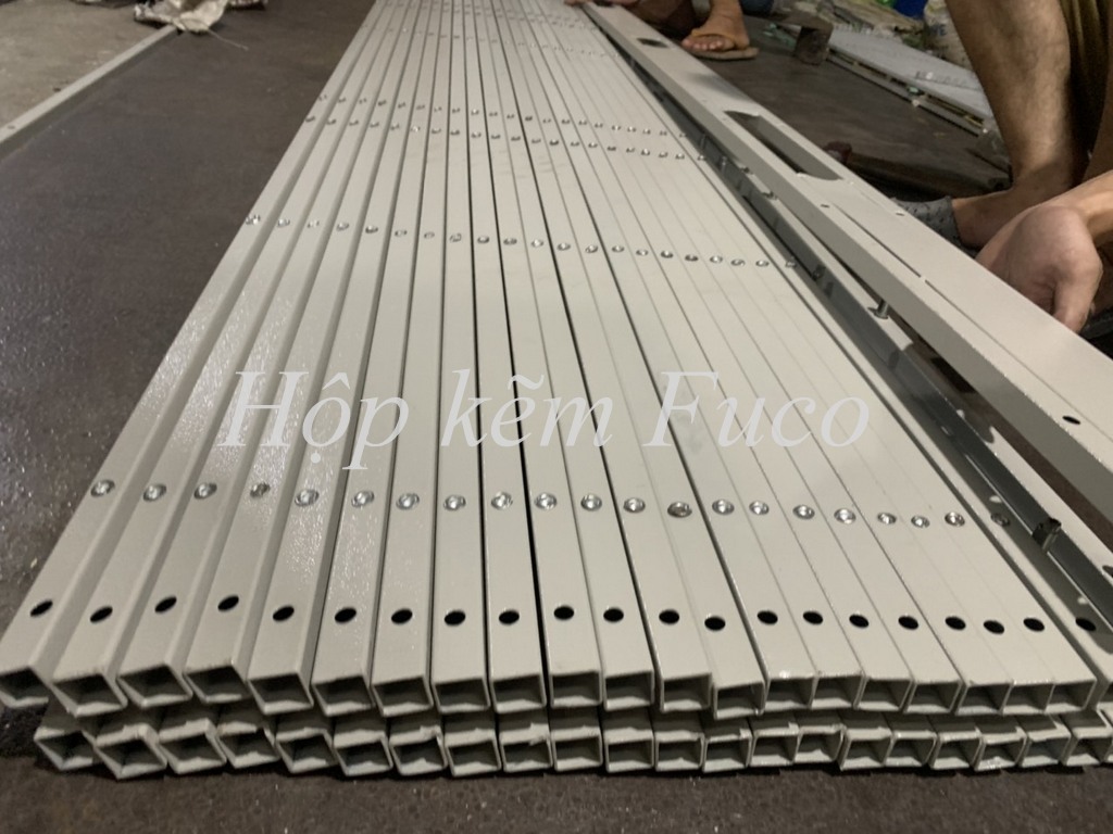 Cửa xếp hộp kẽm, giá cửa xếp cao cấp