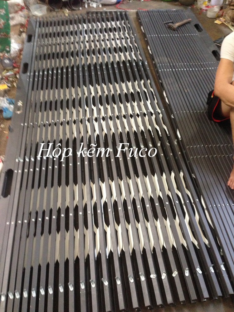 Bảng giá cửa xếp INOX Fuco