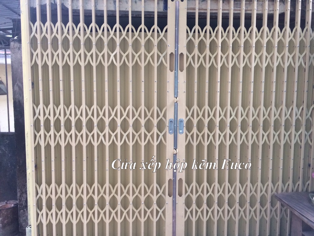Cửa xếp hộp kẽm Fuco 