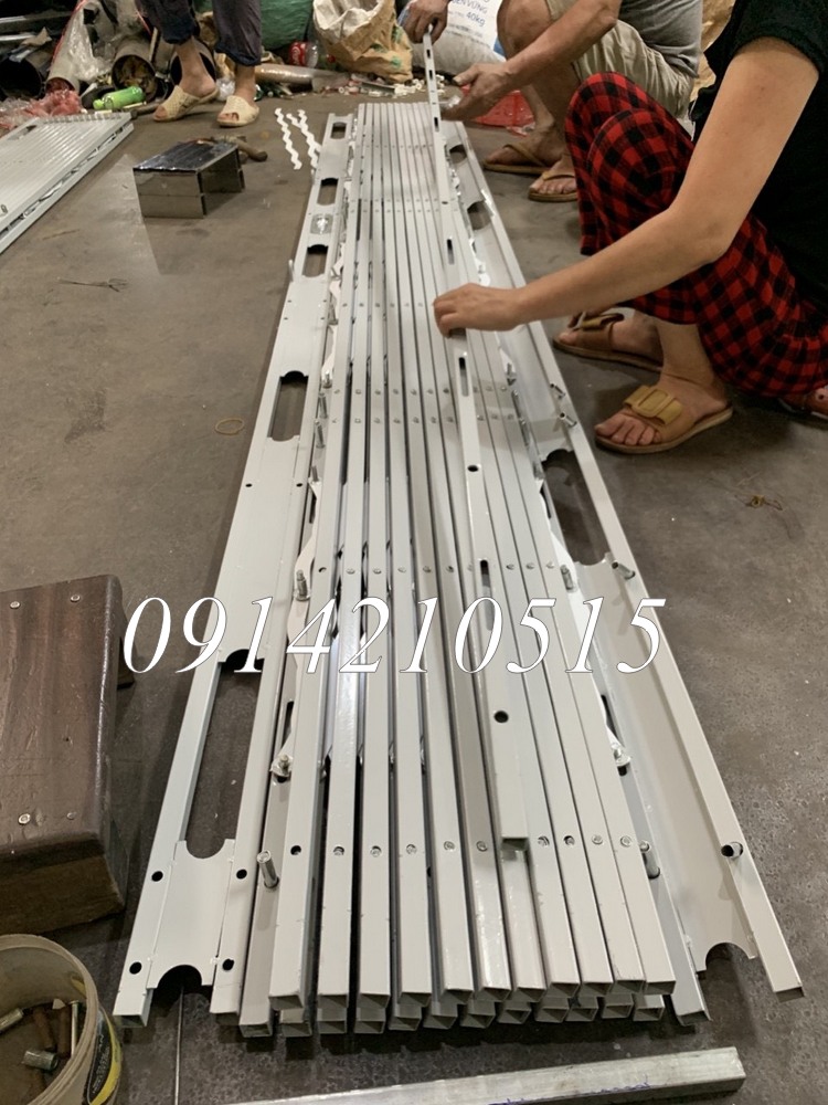 Cửa xếp hộp kẽm