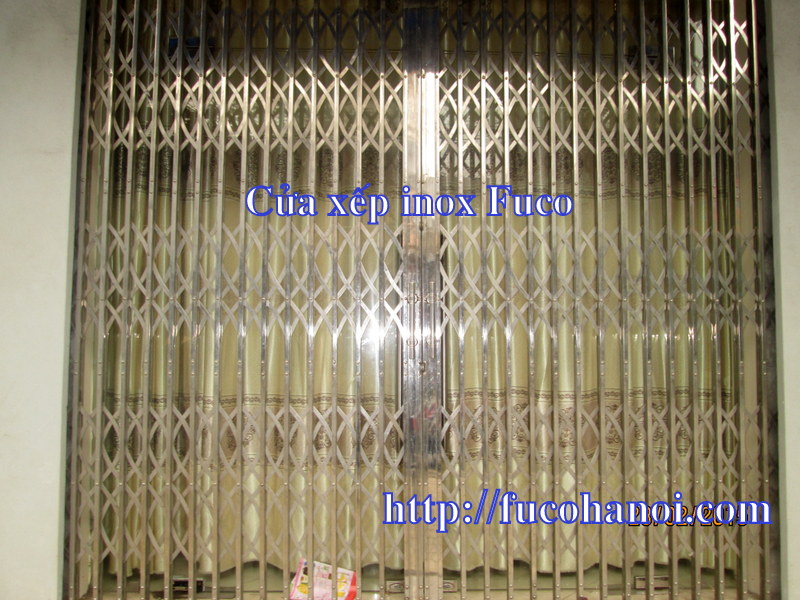 Cửa xếp INOX hộp 20x20 INOX 201 không lá