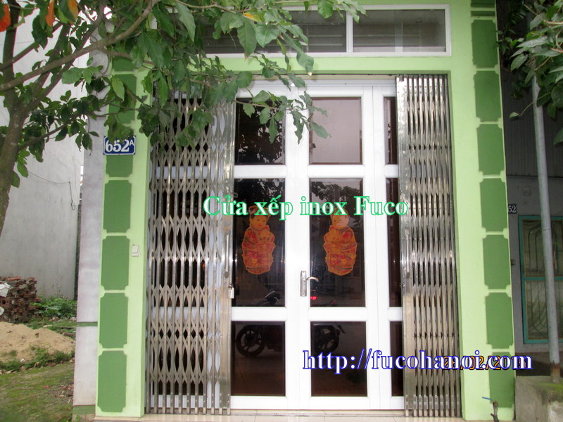Cửa xếp INOX hộp 20x20 INOX 201 không lá
