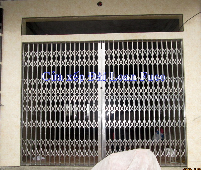 Cửa xếp INOX
