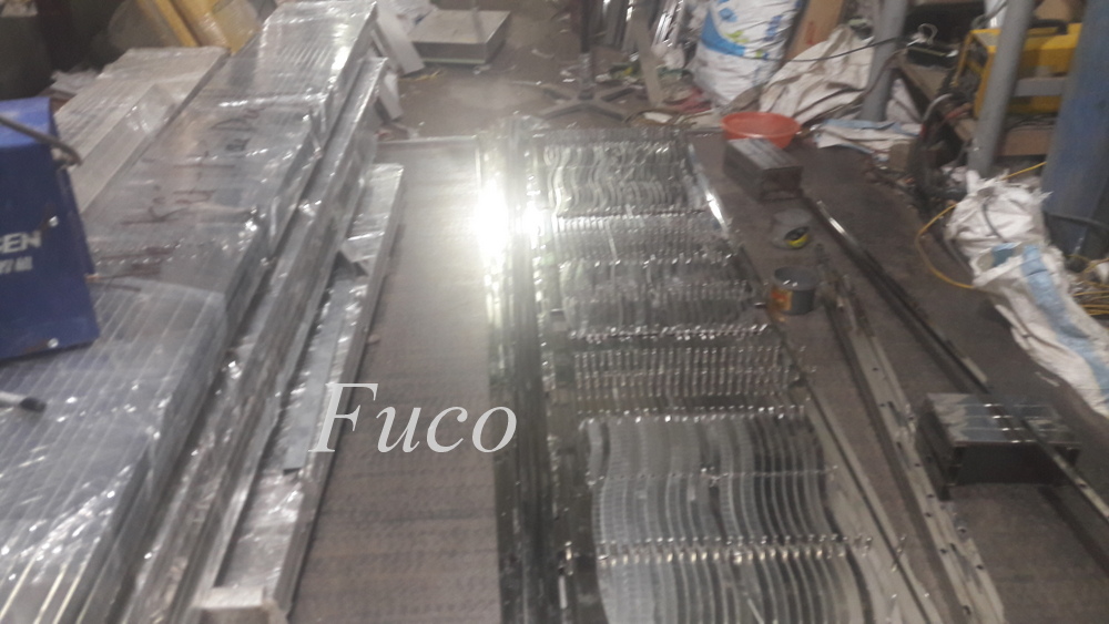 Cửa xếp INOX hộp 20x20 INOX 304 không lá