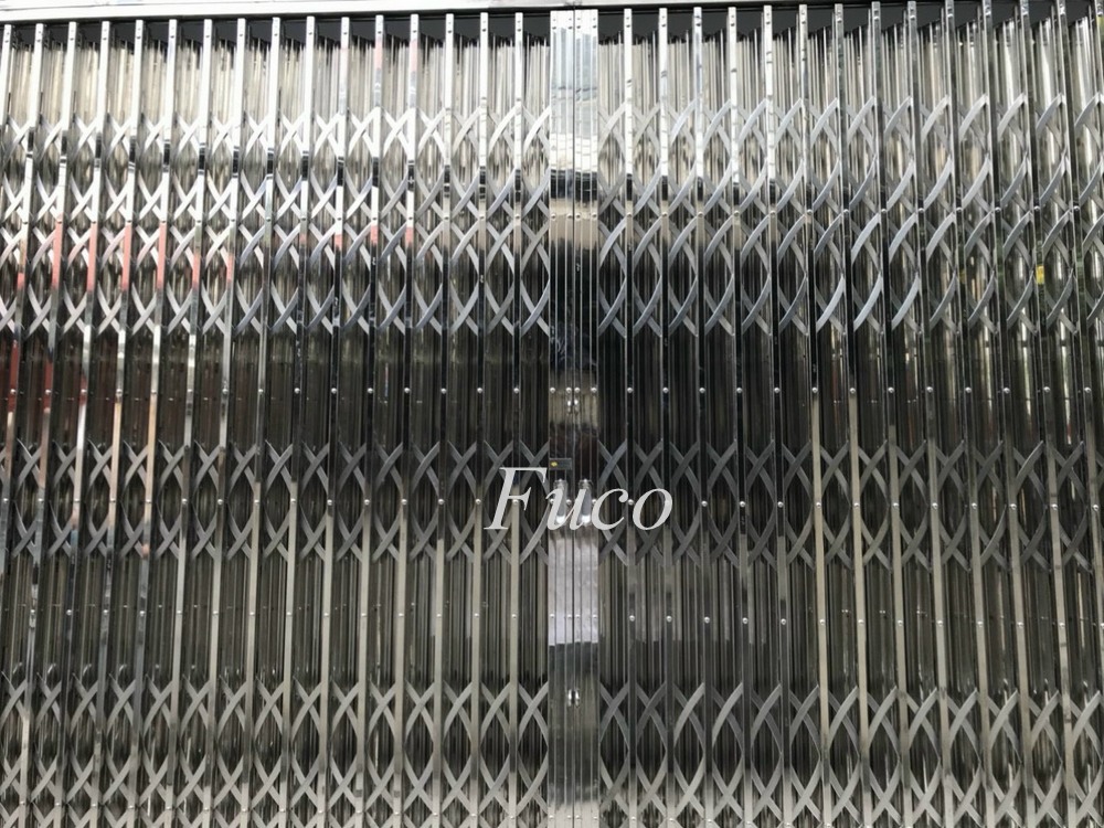 Cửa xếp INOX hộp 20x20 INOX 201 có lá