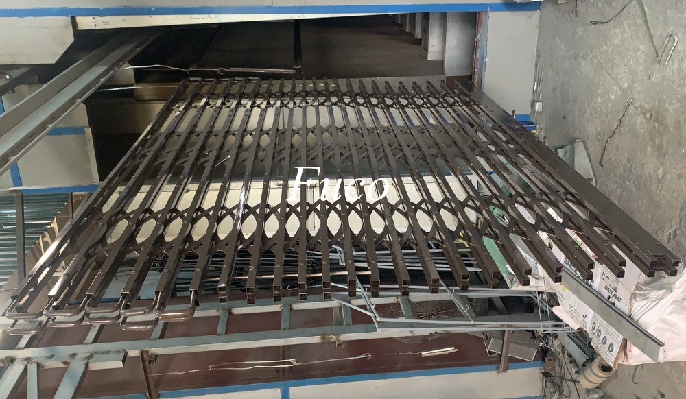 Cửa xếp INOX hộp 20x20 INOX 201 không lá
