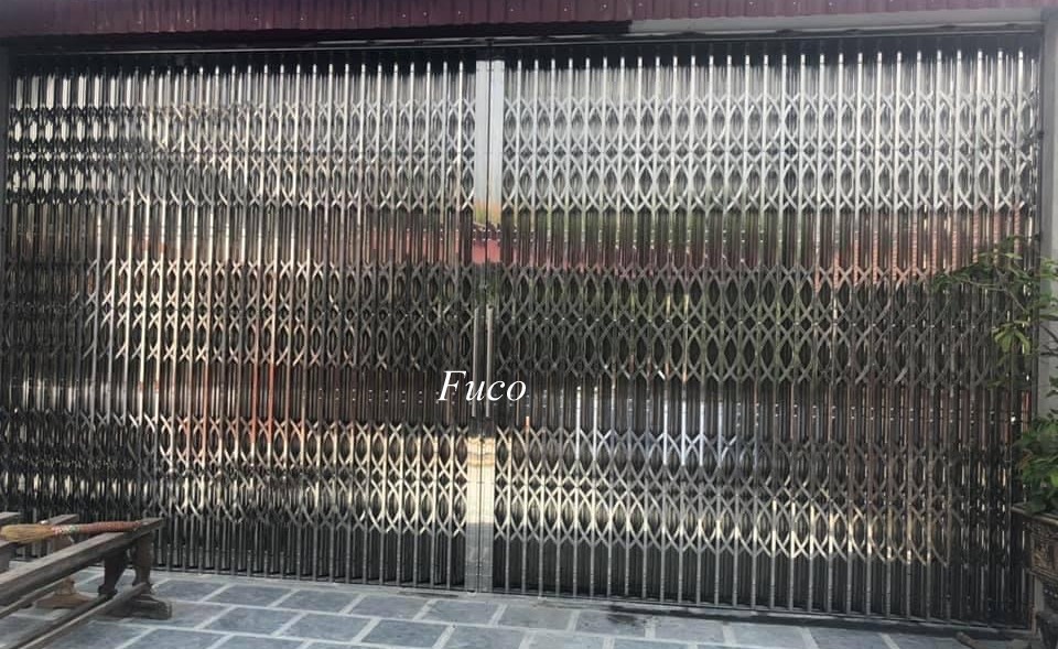 Cửa xếp INOX hộp 20x20, nan đặc, INOX 304
