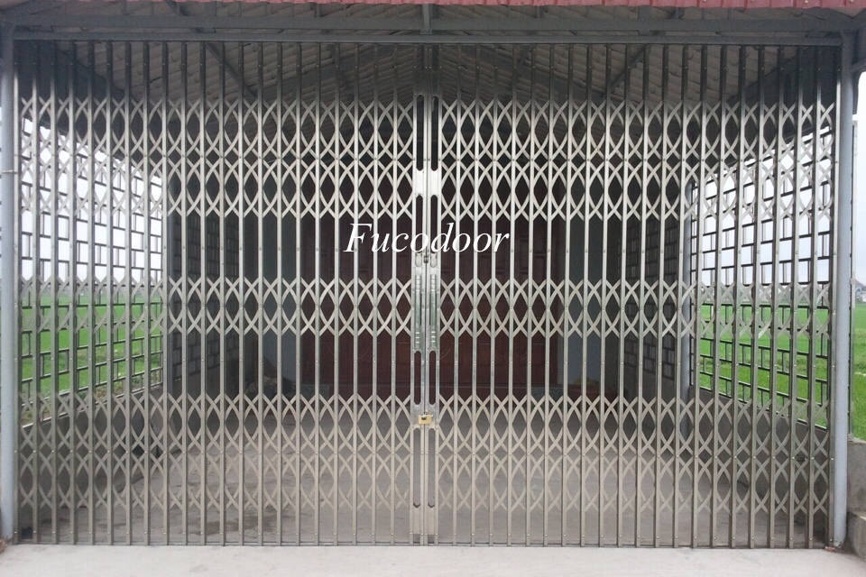 Cửa xếp INOX hộp 20x20 INOX 304 không lá