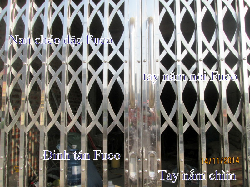 cửa xếp inox 304 với dòng vật liệu inox chính hãng từ các hãng nổi tiếng nhất hiện nay tại Việt Nam