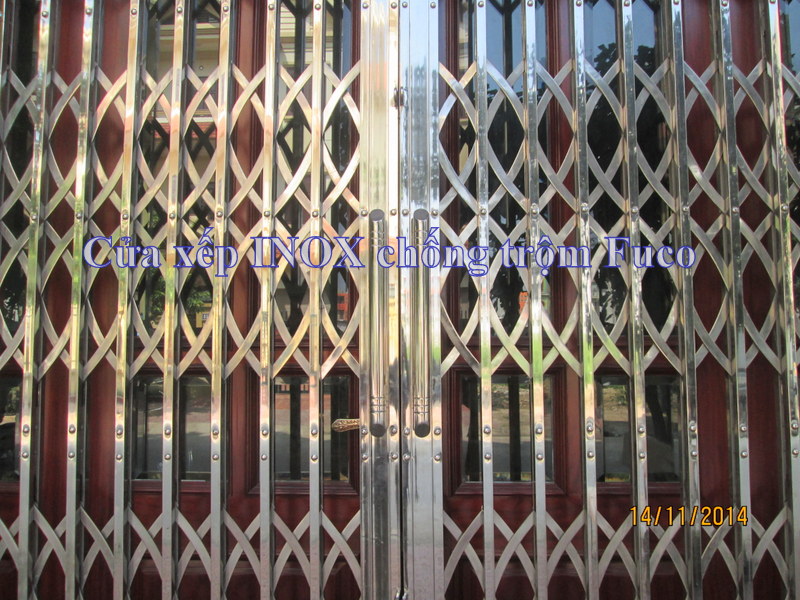 mẫu cửa xếp inox đẹp