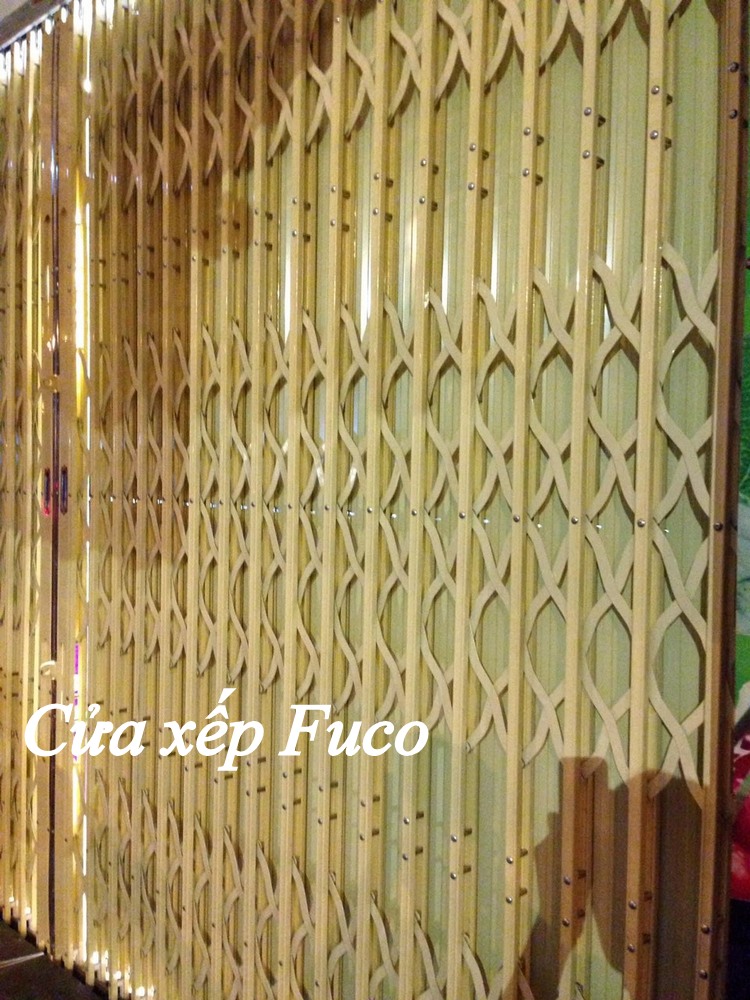 Cửa xếp U đúc Sài Gòn