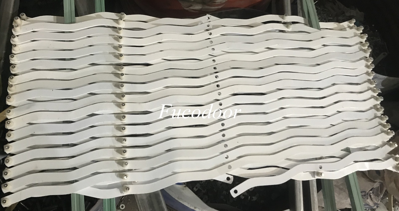 Cửa sắt xếp kéo sơn tĩnh điện