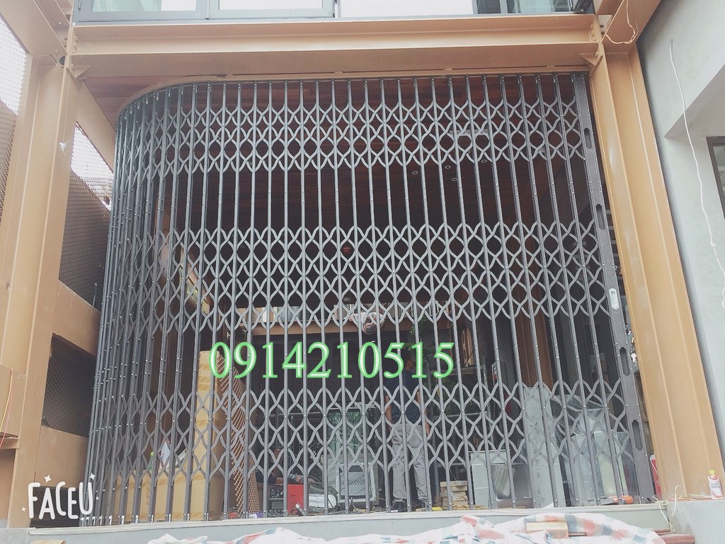 Cửa xếp U Đúc không lá