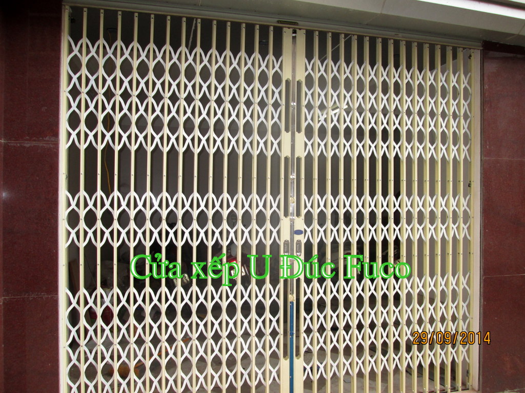 Giá cửa xếp u đúc