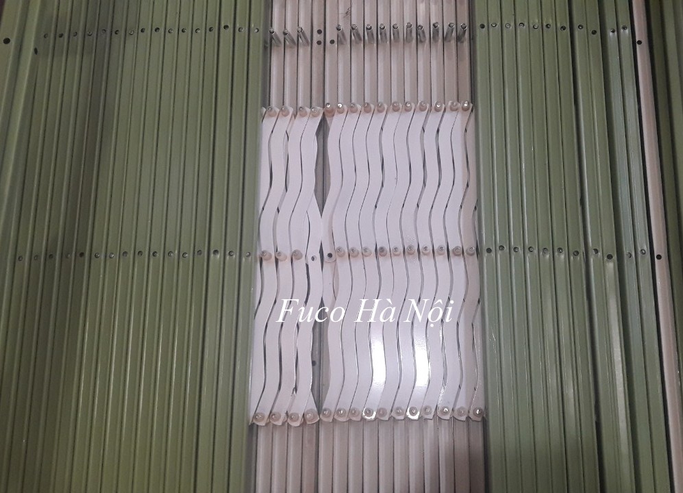 cửa xếp u đúc thép mạ màu không lá