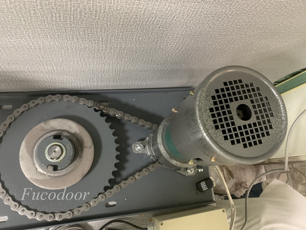 Motor cửa cuốn 2000kg, công suất lớn Fuco