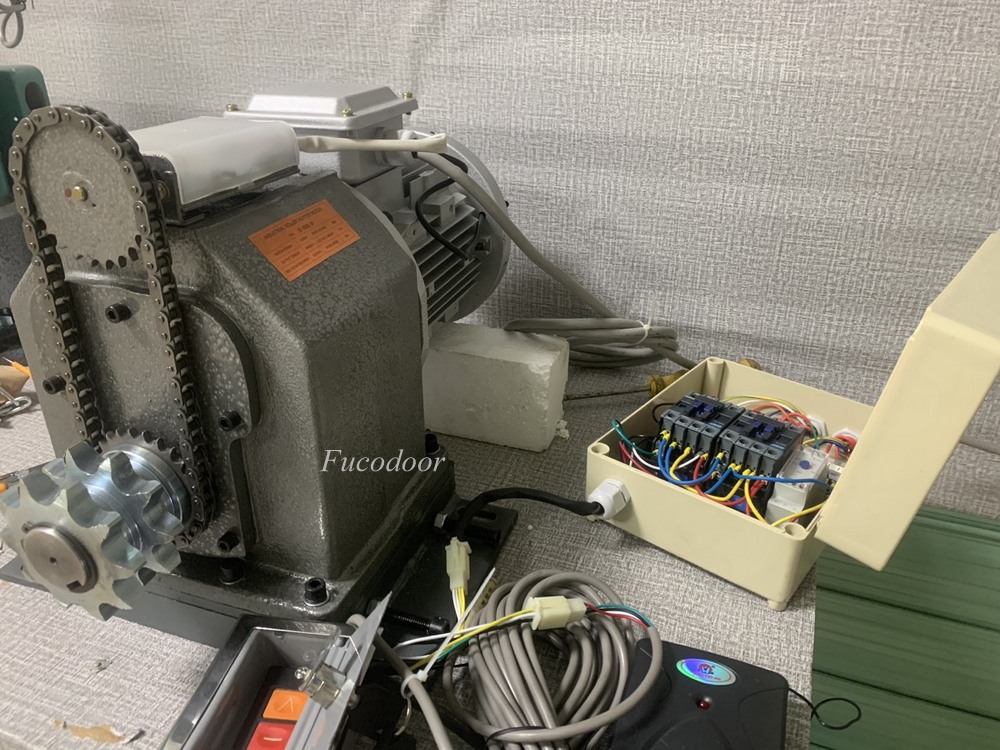 Công suất motor cửa cuốn bao nhiêu
