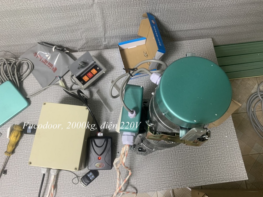 Báo giá Motor cửa cuốn, 2000kg, điện 1P, cao cấp