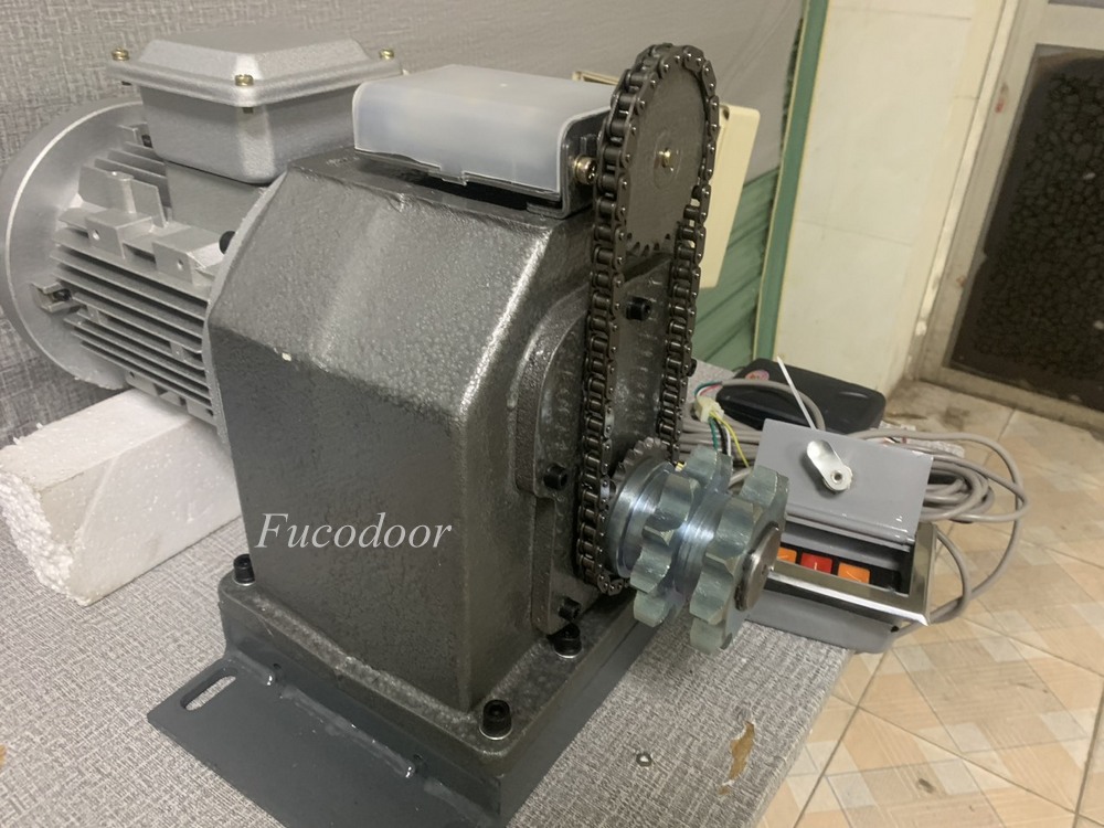 giá motor bộ tời cửa cuốn, loại 3000kg năm  2023, Fucodoor