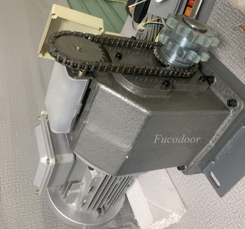  motor bộ tời cửa cuốn, loại 3000kg năm  2023, Fucodoor