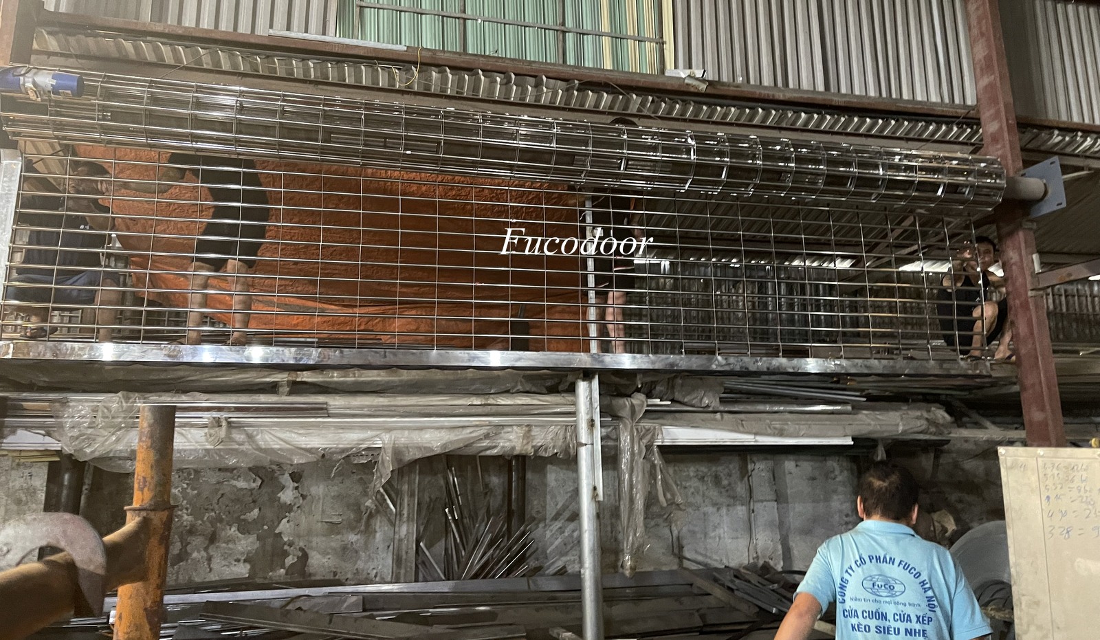 Cửa cuốn song ngang ống lồng INOX 304 Xếp Thẳng