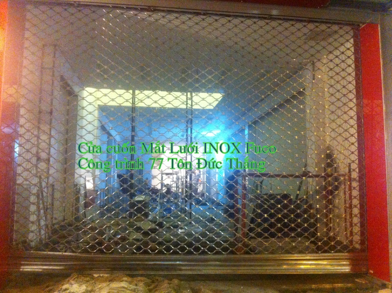 Cửa cuốn mắt võng là loại cửa cuốn siêu thoáng có loại mắt võng sơn tĩnh điện, mắt võng inox 304. Cửa cuốn mắt võng này có loại duy nhất là ống 12.7