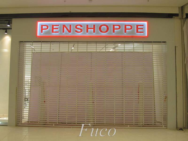 Cửa cuốn song ngang sơn tĩnh điện. Sơn tĩnh điện: Độ dầy 1.1ly, ống Ø 19 hoặc hộp vuông 20x20 Mầu sắc tùy chọn( đã có ray, trục) 