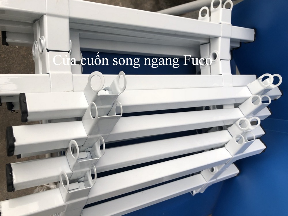 cửa cuốn song ngang hộp vuông sơn tĩnh điện