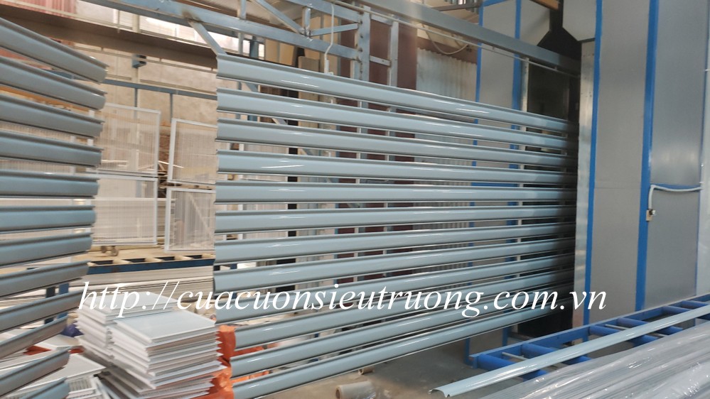 Cửa cuốn siêu trường, nhà xưởng Fuco có loại cửa cuốn thép