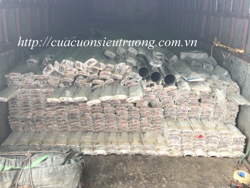 Tìm hiểu về báo giá cửa cuốn nhà xưởng tại Hà Nội. Cửa cuốn siêu trường, cửa cuốn nhà xưởng có loại cửa cuốn đài loan nhà xưởng dầy từ 0,5ly đến 1ly.