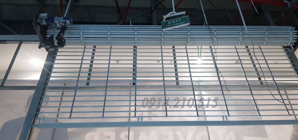 Cửa cuốn Song Ngang Sơn Tĩnh Điện, cửa cuốn siêu thoáng