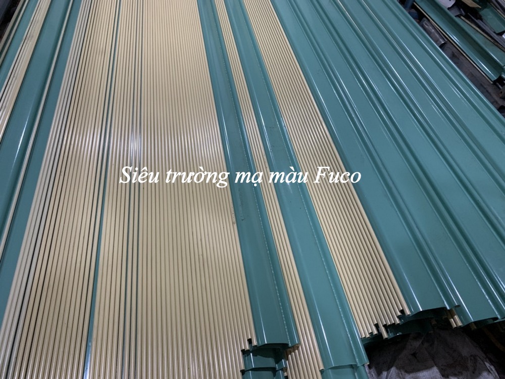 Cửa cuốn nhà xưởng mạ màu