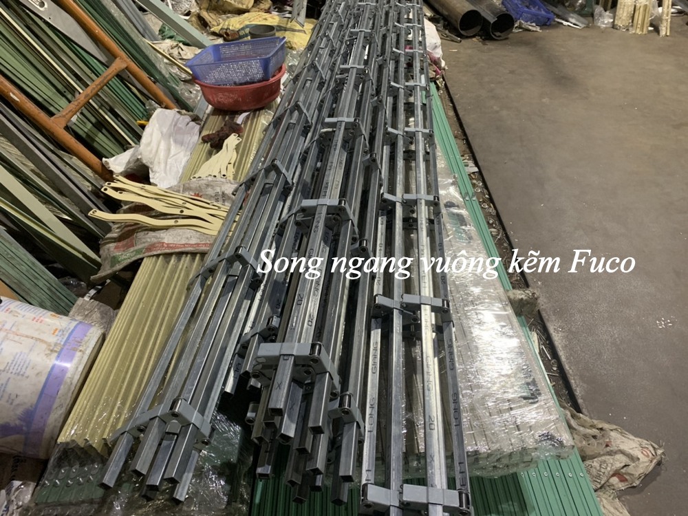 Cửa cuốn song ngang sơn tĩnh điện, cửa cuốn song ngang ống tròn phì 19, cửa cuốn song ngang hộp vuông 20x20