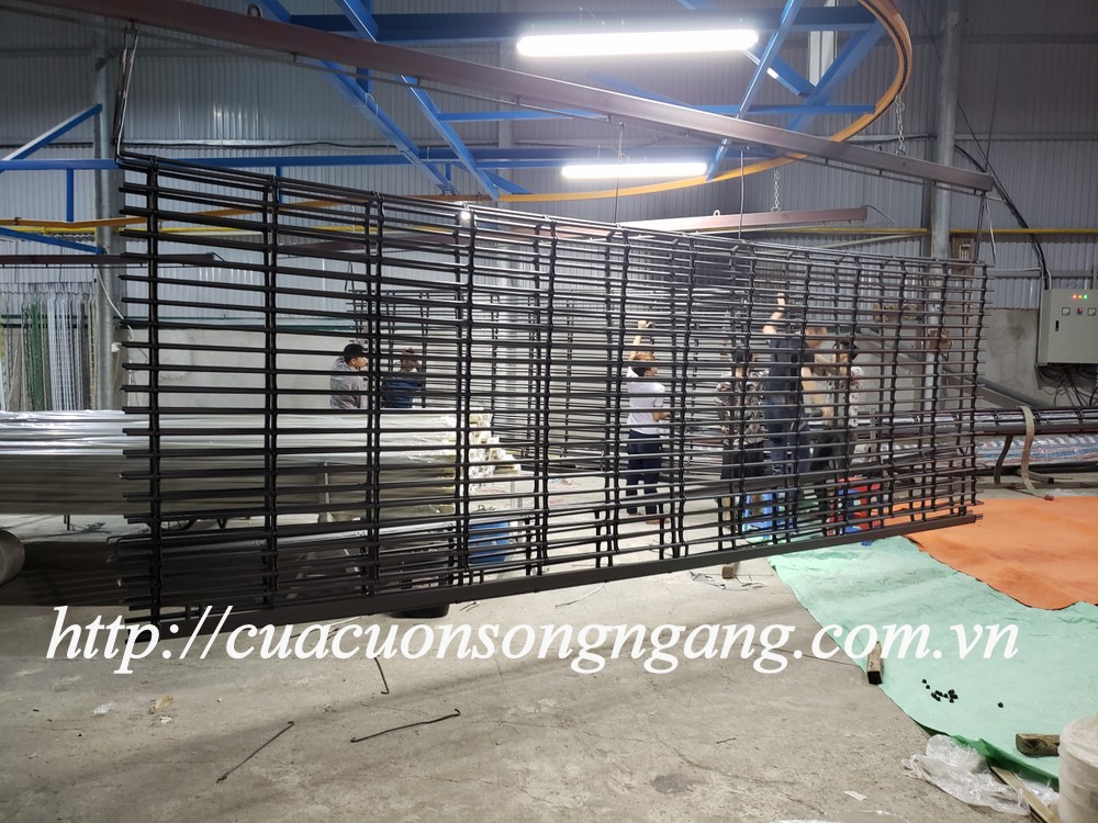 Cửa cuốn Song Ngang sơn tĩnh điện, cửa cuốn ngang