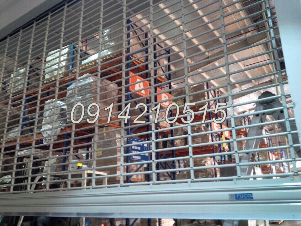 Cửa cuốn song ngang sơn tĩnh điện. Sơn tĩnh điện: Độ dầy 1.1ly, ống Ø 19 hoặc hộp vuông 20x20 Mầu sắc tùy chọn( đã có ray, trục) 